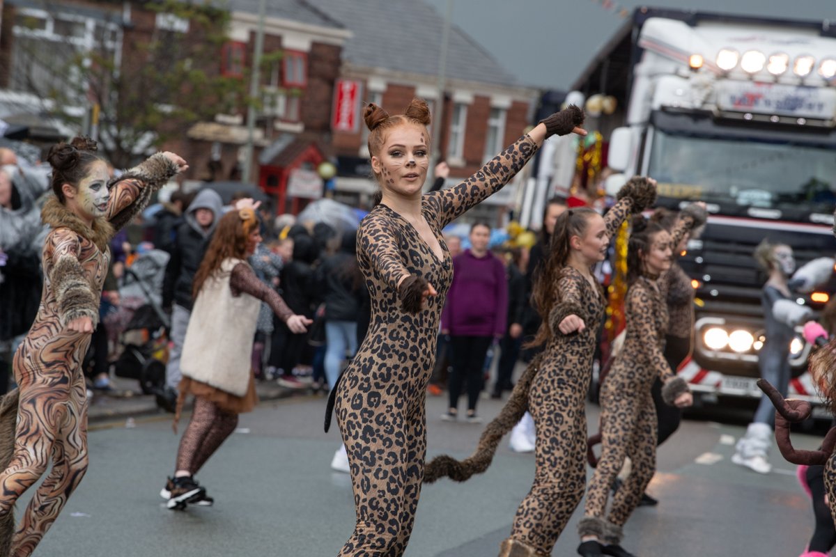 Leyland Festival tweet media