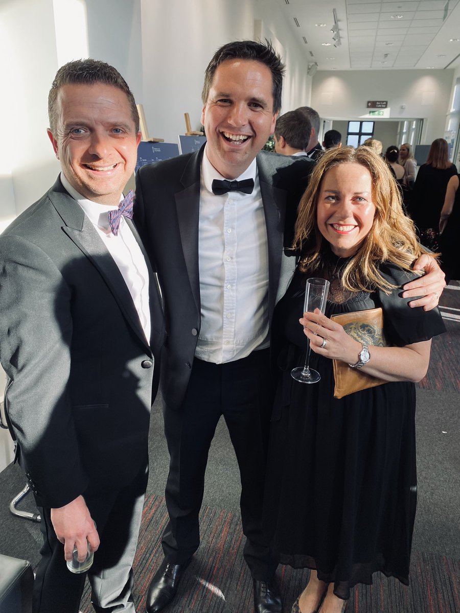 j4ynebrewer's tweet photo. Delighted to be here at the @SwanseaUni Research and Innovation Awards with @IONleadership 2022 @AdamFairbank @suzepj @sueswansea @BumblesOf @helenrbowden https://t.co/fjzDhAD2FK