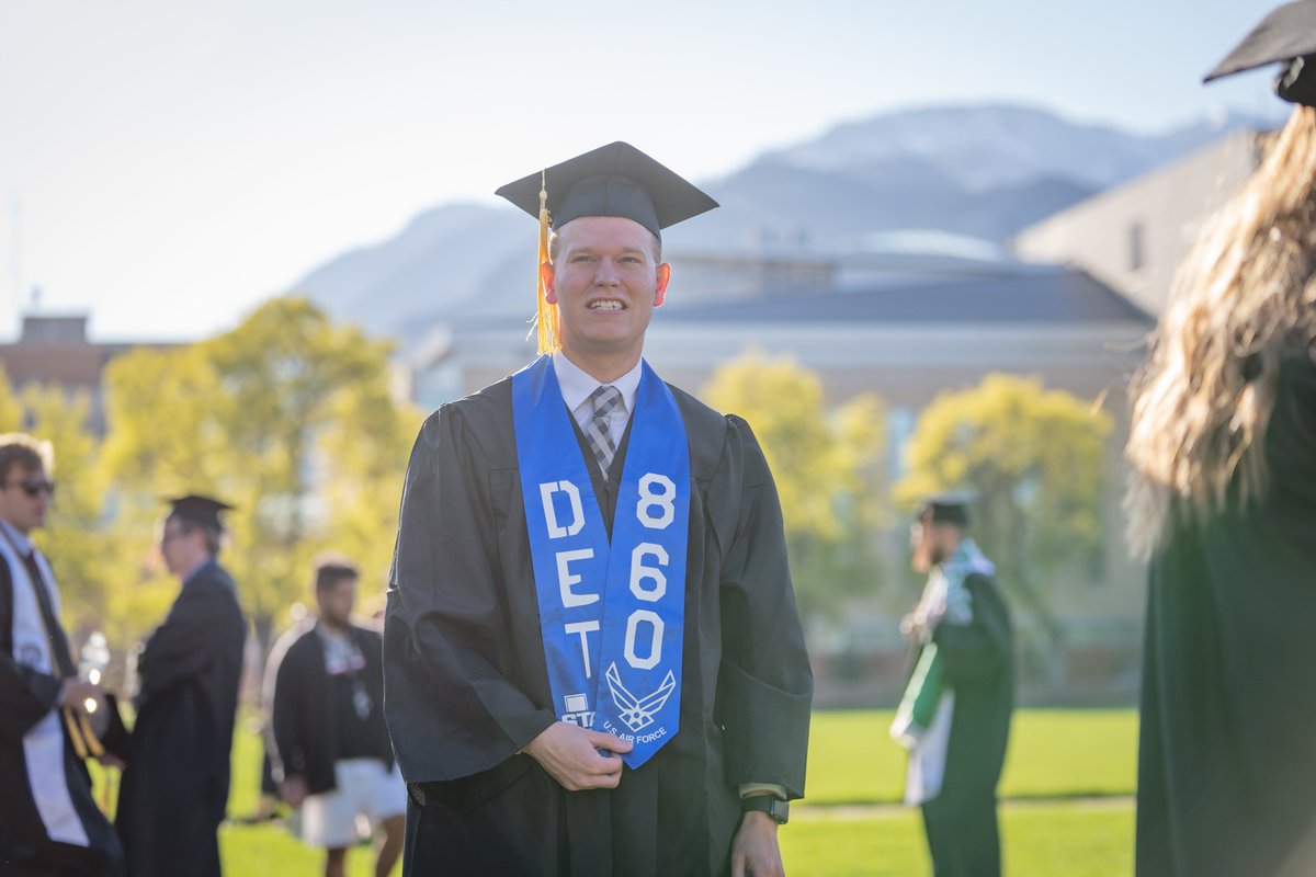 utahstate_qanr's tweet photo. What a beautiful graduation day!!
(Yes, we will be photo dumping all day!)
#USUGrad22 @USUAggies https://t.co/La53h0wXo1