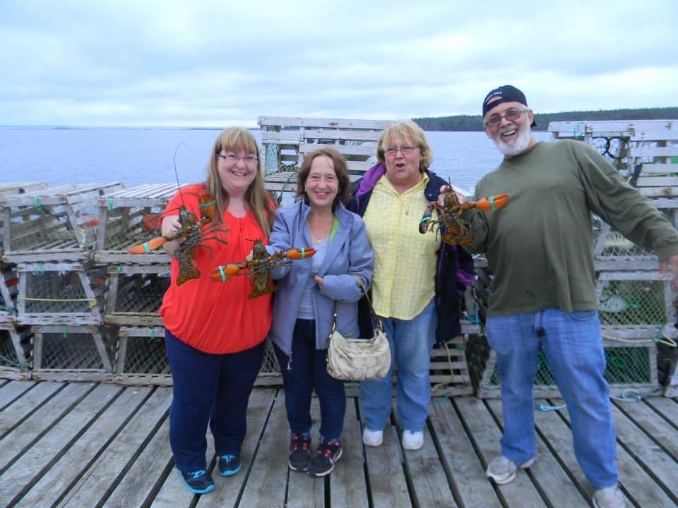 VikingTrail's tweet photo. @TourismNS @VisitNovaScotia Wow looks like great experiences! How about picking your very own Lobster for a beach boil up in the salty sea water it just came from ;) That’s “part” of the secret to being the tastiest 😉 #LobsterChallenge 🦞 https://t.co/poUz5tNfQL