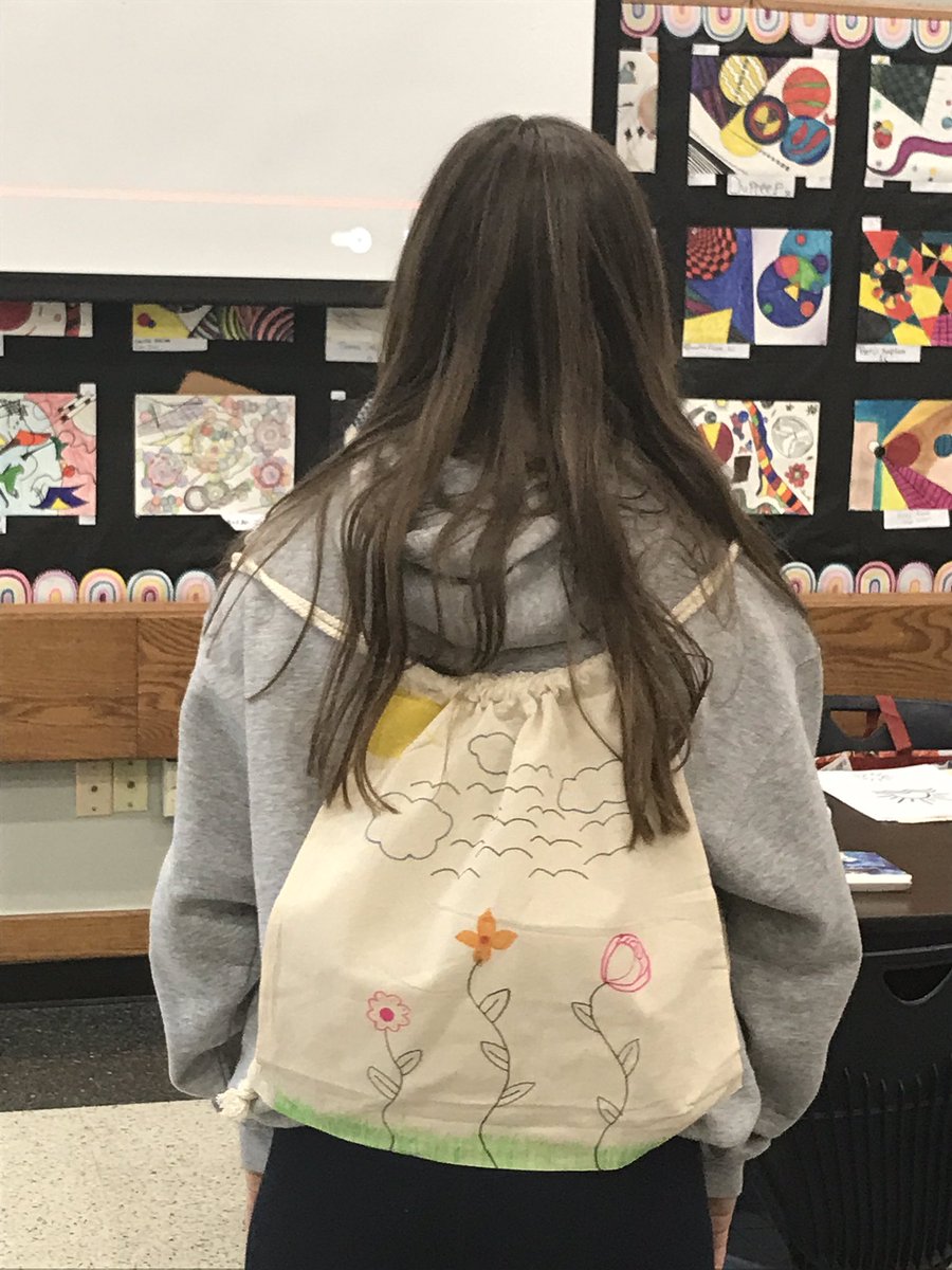 OrlandoKristie's tweet photo. #RMService club partnered with Soul RYEders to make tote bags for kids attending camp Kasem! Thank you to our modified coaches for bringing athletes to join in! We made over 50 bags! https://t.co/xS8qjA4y2E