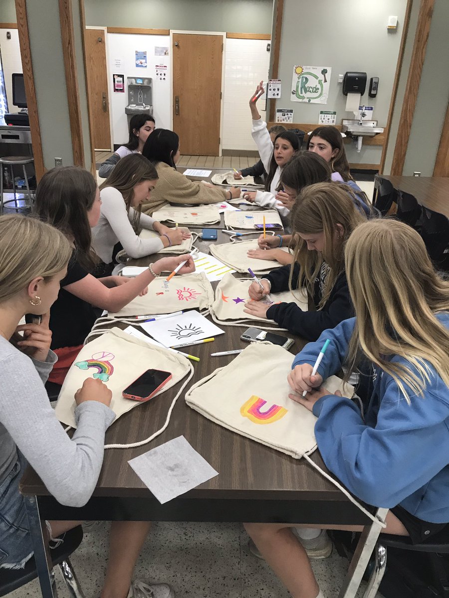 OrlandoKristie's tweet photo. #RMService club partnered with Soul RYEders to make tote bags for kids attending camp Kasem! Thank you to our modified coaches for bringing athletes to join in! We made over 50 bags! https://t.co/xS8qjA4y2E
