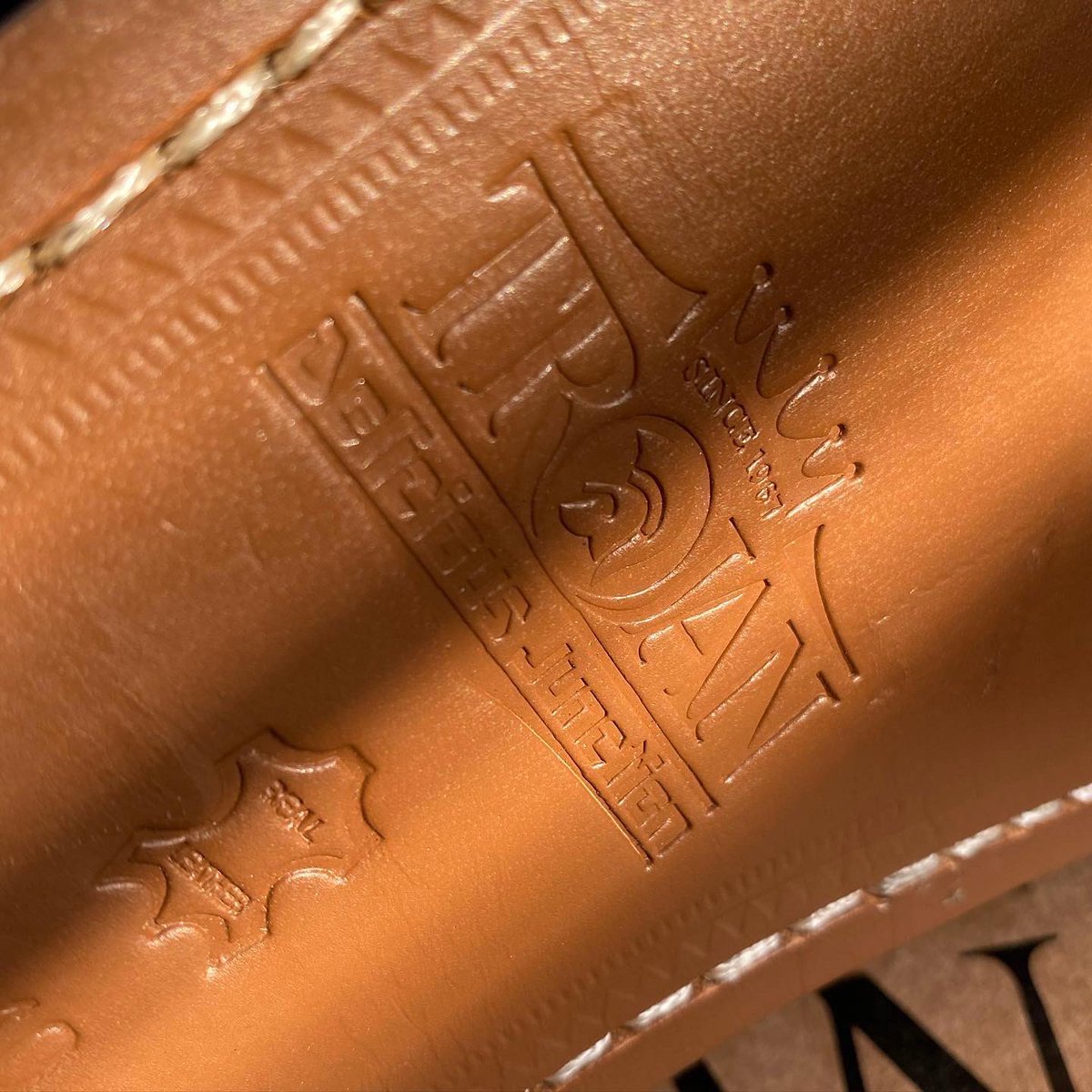 DelJunction's tweet photo. Coming soon - The new Trojan/Delicious Junction footwear collaboration.
#DeliciousJunction #Trojan #TrojanRecords #TrojanRecordsOfficial #TrojanFootwear https://t.co/jW7j8b15iI