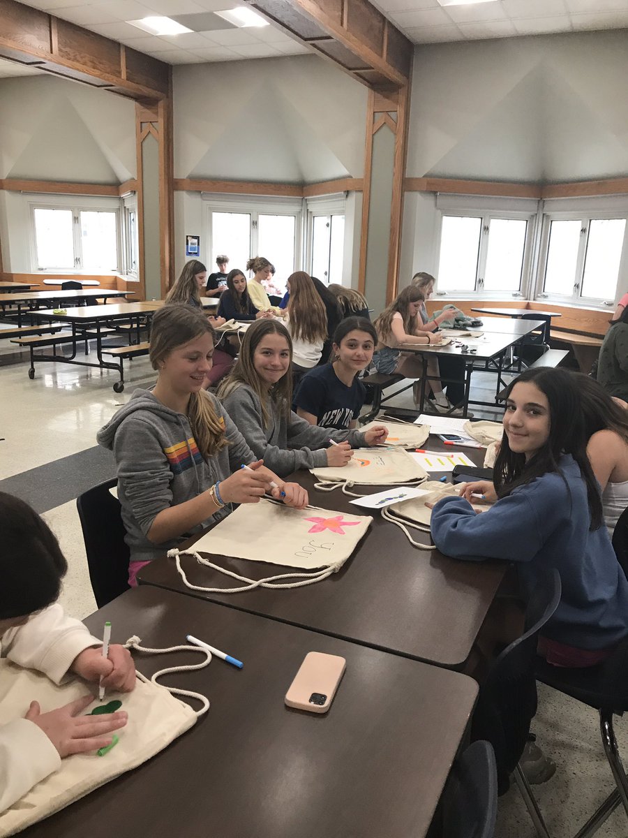 OrlandoKristie's tweet photo. #RMService club partnered with Soul RYEders to make tote bags for kids attending camp Kasem! Thank you to our modified coaches for bringing athletes to join in! We made over 50 bags! https://t.co/xS8qjA4y2E
