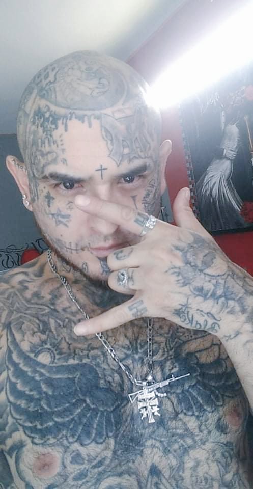 JRodrig33993368's tweet photo. 🔥🔥👹👹💯💯 el mas feo https://t.co/EHt5W4FQBA