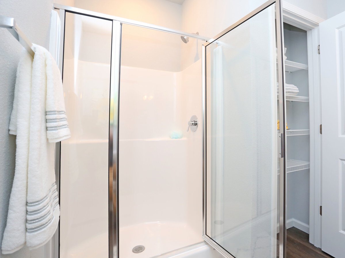 CovingtonLake's tweet photo. You deserve a bathroom that was made with you in mind. From the quality finishes to the solid design, Covington by the Lake bathrooms were made for you! 🛀 https://t.co/0feav3AFBG