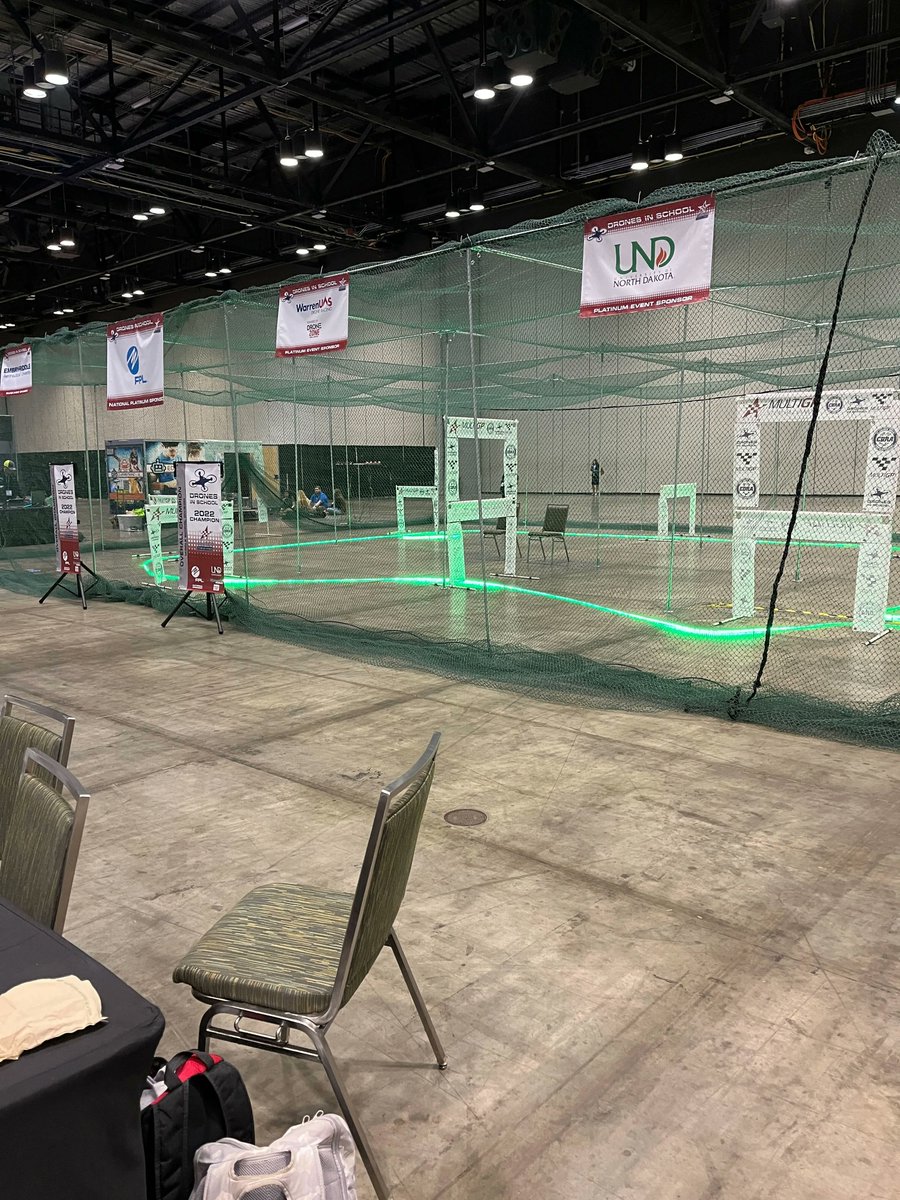 ROLL CALL: How many of us were at this year's AUVSI XPONENTIAL conference?

Instructor Roger Hall represented DARTdrones, hosting 350 high school STEM students attending the conference for a National Drone Competition! 

What was your favorite XPONENTIAL exhibit?