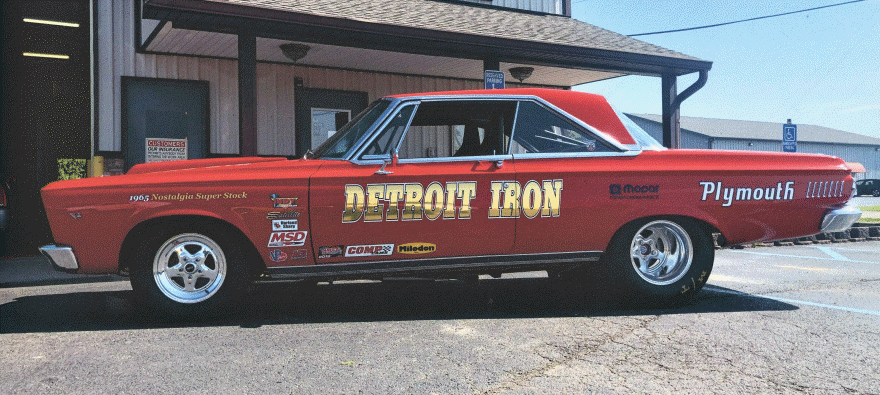 RendezvousRoad's tweet photo. Two new entries for Saturday's festivities! Car show: Greg Brachear's Detroit Iron Mopar. Pin-up girl contest: Miss Aurora Borealis! INFO: https://t.co/meGXyaVFMz @ILLINOISouth @NDRLdrags #nostalgia #rockabilly https://t.co/kPXP8jFnsn
