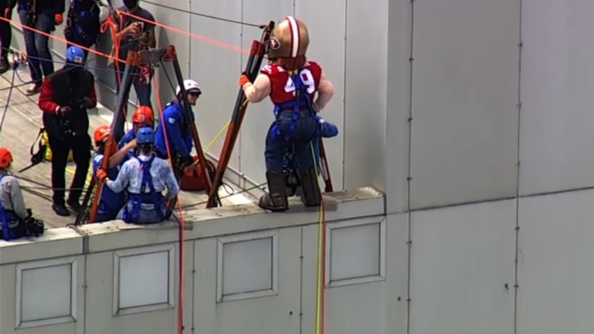ABC7 News (@abc7newsbayarea) on Twitter photo WATCH LIVE: <a href="/49ers/">San Francisco 49ers</a> mascot #SourdoughSam is rappelling down the side of a San Francisco skyscraper right now for a good cause. abc7ne.ws/3MKyxOG WATCH LIVE: <a href="/49ers/">San Francisco 49ers</a> mascot #SourdoughSam is rappelling down the side of a San Francisco skyscraper right now for a good cause. abc7ne.ws/3MKyxOG