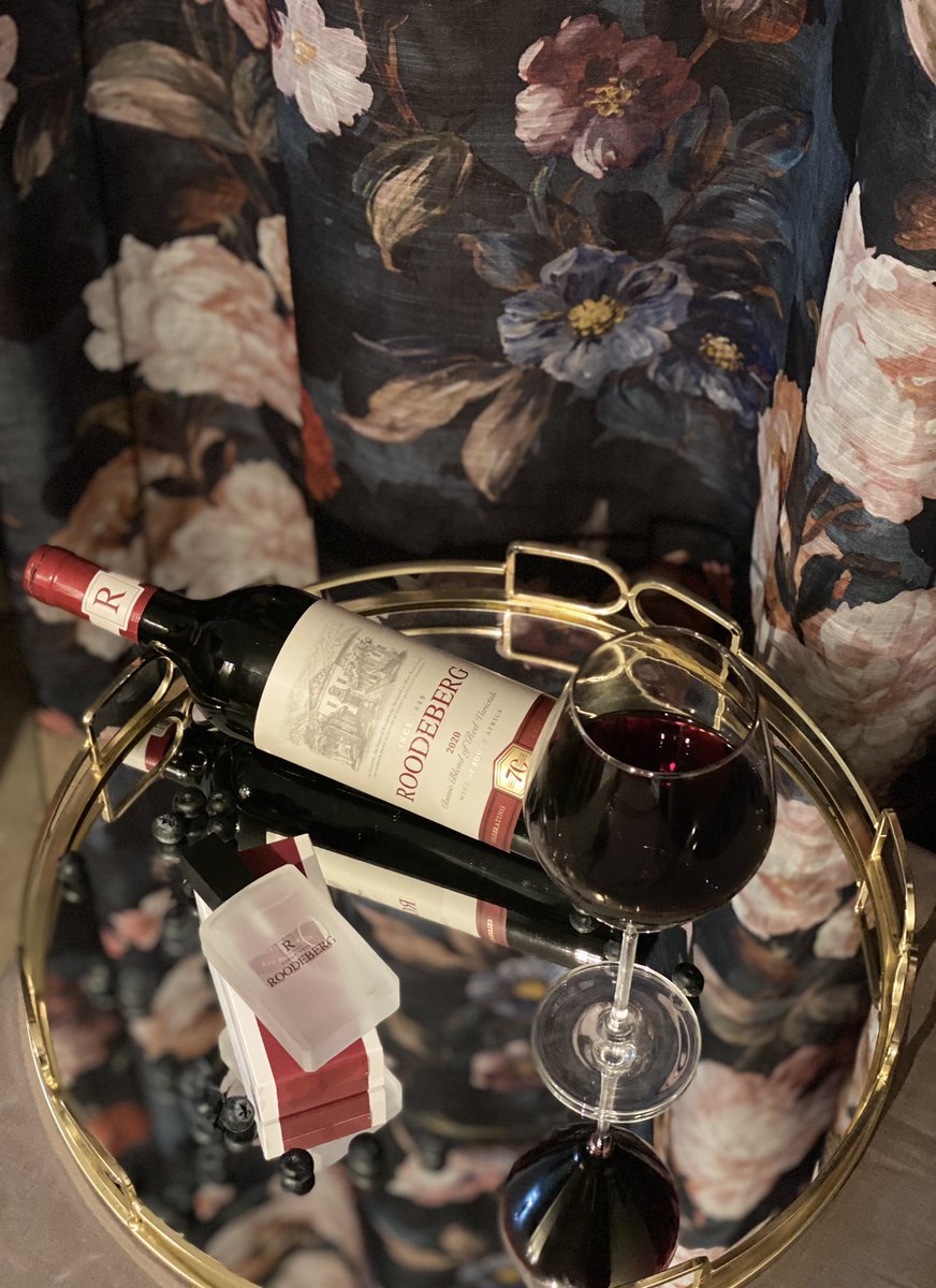 mammachefjozi's tweet photo. If you haven’t gotten there yet, please go and catch up on Instagram…
The @Roodeberg_Wine wine and perfume pairing for Mother’s Day has been incredible, with gorgeous images, beautiful memories and a stunning sensory experience.
Look up #scentsofroodeberg and #savineshare 🍷 https://t.co/7MfLEclL9S