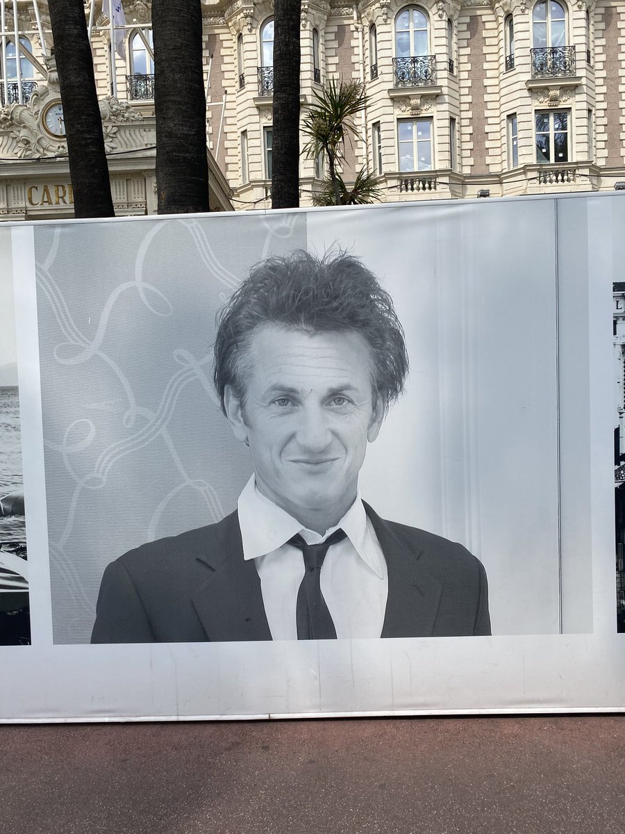 Grahamharp1's tweet photo. Getting ready for the film festival @cannes  miss @amandaklast weathers looking good https://t.co/LJ2Gfu7dwZ