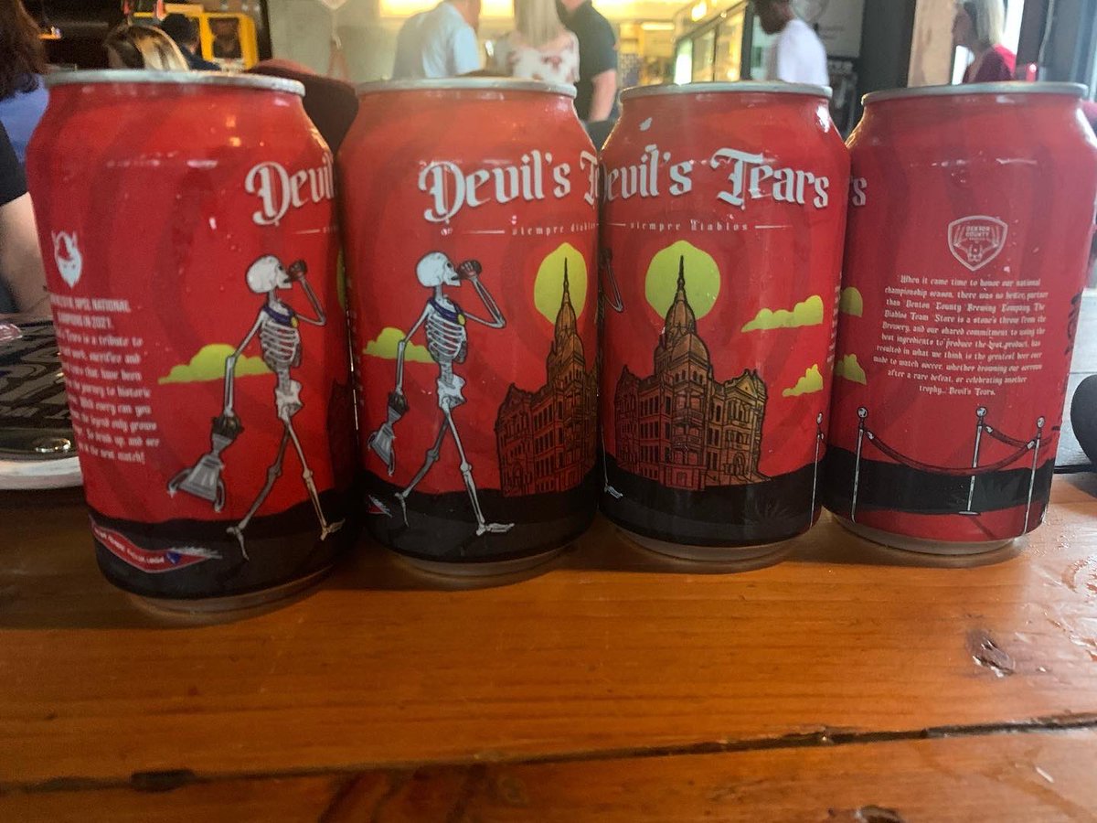 DentonDiablos's tweet photo. Night one….sold out.
But don’t worry, they’re canning more!
Available exclusively @DENTONCBC and the back of co-owner @Hitchnewbiz SUV.
Seriously though…a beautiful can, a delicious beer, & a legendary season to commemorate. Grab a 4pack today!
#SomosDiablos
#DevilsTears https://t.co/hSEbklAbKh
