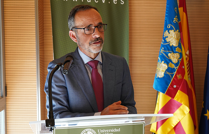 dsn's tweet photo. Jornada en @UCV_svm➡️«Nuestra #seguridad, responsabilidad de todos. Seguridad en los puertos»  #PICSN #SeguridadNacionalSomosTodos🇪🇸 #Valencia #ProtejamosLoCotidiano➡️https://t.co/MGbkZcLNhl
Vídeo https://t.co/mS3FKOM7Qb https://t.co/JHQViyAZgF