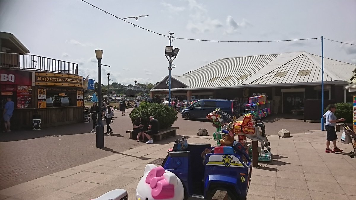 GeogBrixham's tweet photo. Yr 10 GCSE Geography PM Hypothesis - "That Dawlish Warren is a multi-use coastal area." 🤔 👀 ☀ 🚶 🍔 🍟 🏪 🏖 🚉 ⛳ 🍦 👍 @brixhamcollege #Dawlishwarren #Function https://t.co/HAS2ik1MO2