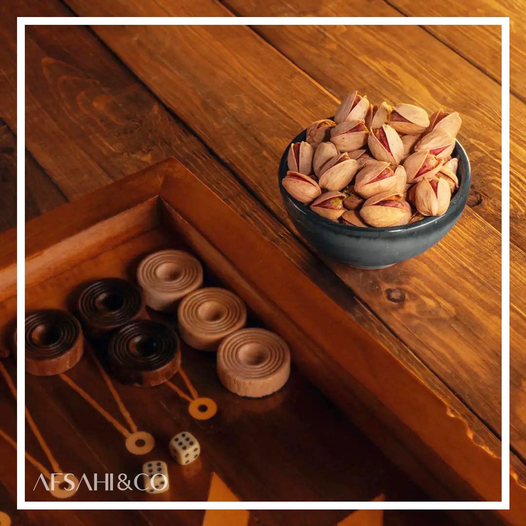 AFSAHICO's tweet image. Nothing can help beat your backgammon opponent more than some Afsahi&amp;amp;Co Chili Pistachios!
#afsahico
#afsahiandco
#pistachio
#pistachios
#snack