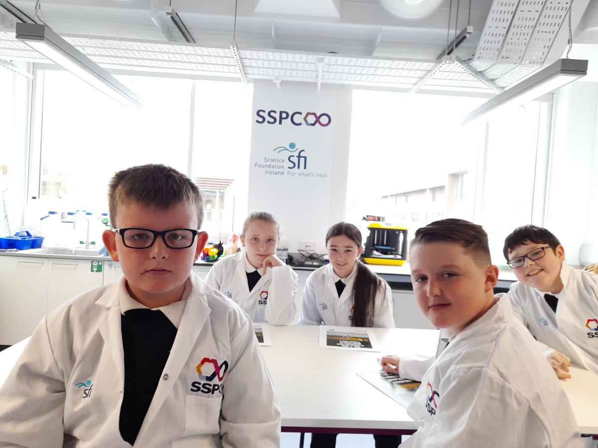 niamh_ul's tweet photo. A great day on campus with our #K4C4Kids programme. We're half way through our @UL_Engage and @SSPCentre jnr researcher training programme with Gaelscoil Sheoirse Clancy. Today the children did some science experiments and picked the topics they will research. #Knowledge4Change https://t.co/uXnNOj3mhM
