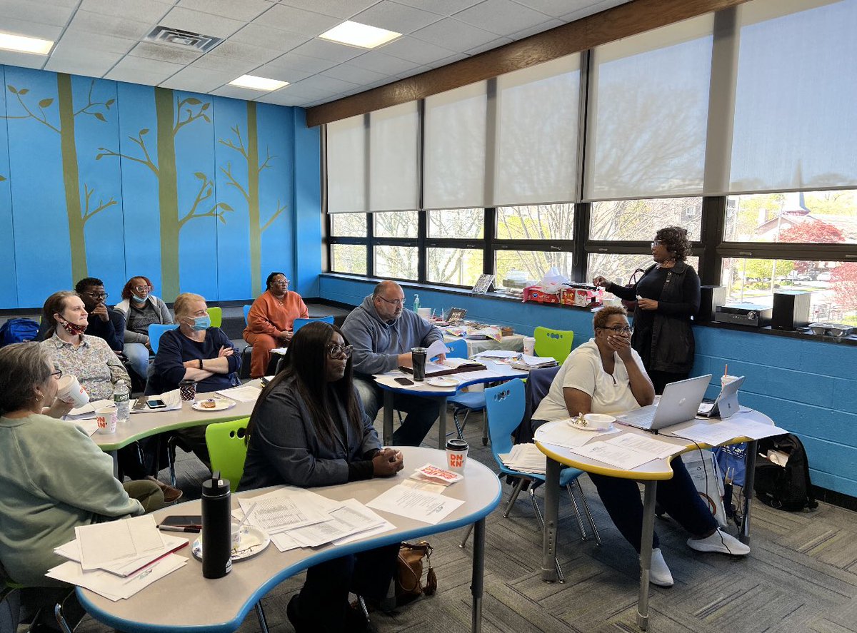 #UnionProud of all our @NFEPUnion members participating in this weekend’s training w/#AFTCT organizer @lextwngal - we care, we show up &amp; we organize! #LaborFuture @AFTUnion <a href="/PSRP_AFT/">AFT PSRP Division</a>