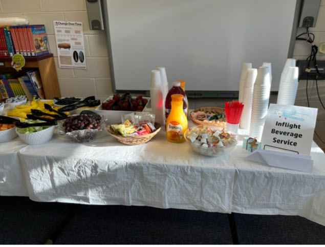 CrestwoodElem's tweet photo. Today for Teacher Appreciation we were served an In-Flight Breakfast for our "Egg-Ceptional" Staff! @FCPSR3 @fcpsnews #TeacherAppreciationWeek https://t.co/AB8MyGfibC