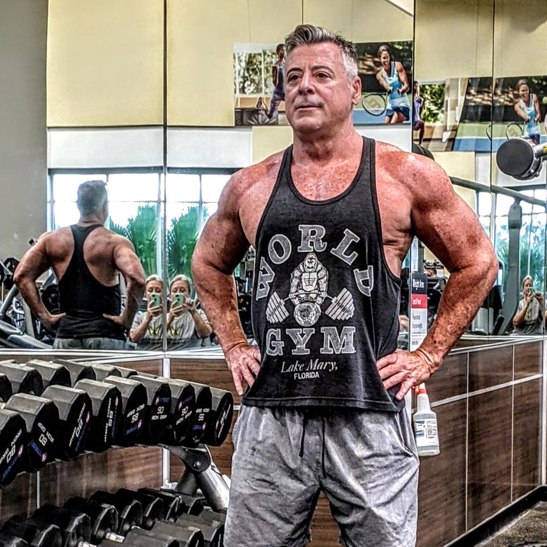 RonWilkerson10's tweet photo. Please vote to help bring attention to heart disease cancer and mental health https://t.co/GbW2RczMfs #muscleandfitness #americancancersociety #skincancer #colorectalcancers #bootyrun #americanheartassociation #mentalhealthawareness #24hourfitness #tylewiscancerfoundation #Cancer https://t.co/pw1ngV7KdE