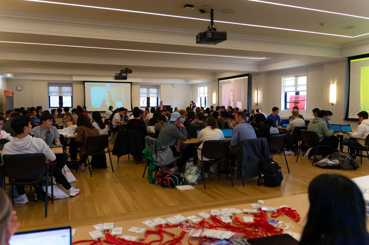 AvaLabs's tweet photo. The first-ever @cufintechclub #Avalanche Hackathon was a huge success, gathering over 100 attendees in support of blockchain innovation and education at one of the world's elite universities. Congratulations to the winners, who won $8.5k in prizes! https://t.co/bxZCFrNcba
