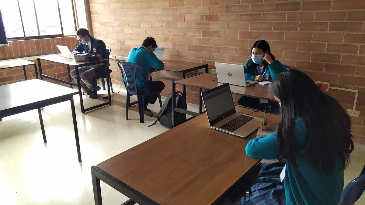 carloss_otero's tweet photo. II Olimpiada de matemáticas Unadista 2022, Zona Centro Boyaca con la Participación de 22 colegios, oficiales y privados de Duitama. @UNAD_ZCBOY @unadduitama @AngelaMariaGon9 @ccastano @Yadycamo @YCayachoa https://t.co/62YrG6Tj9Z