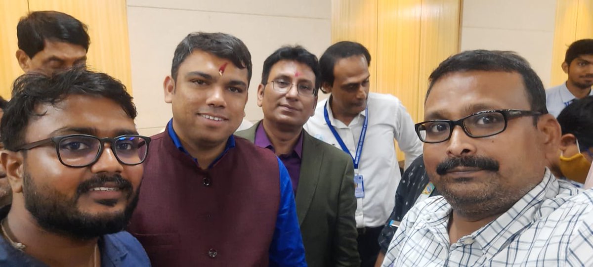 BivasMaiti's tweet photo. Welcome to Kolkata, President of Pharmacy Council of India, Dr.Montu M Patel Sir. @montu9689 https://t.co/O7qmc5LT3L