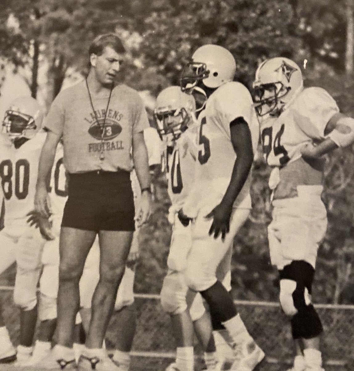 bill_boroff's tweet photo. Spring practice #1 today…
Start of year 37
Think I’ll bust bust out the #schmediums today! https://t.co/154ZXj6ER3