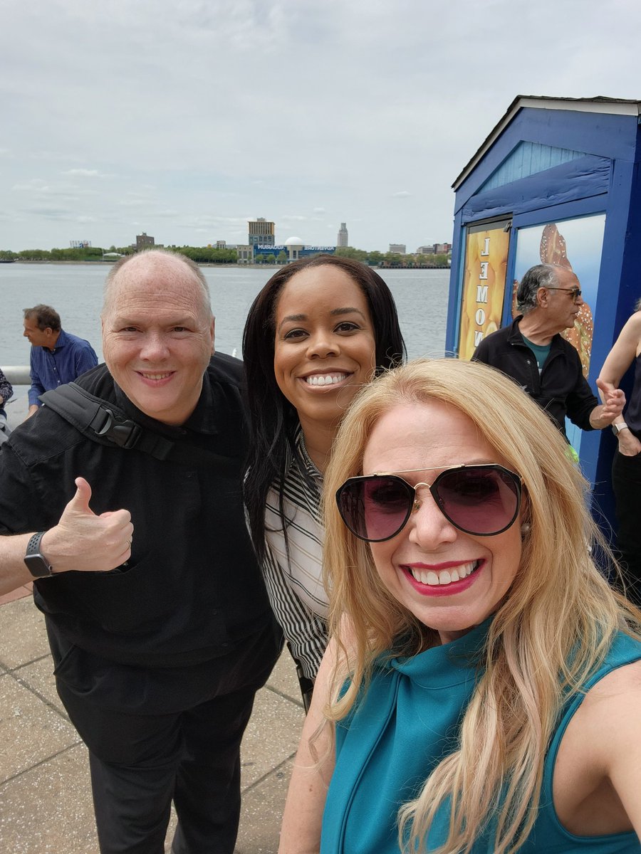 SheilaShowPHL's tweet photo. Took part in history-official grand opening of the largest waterfront restaurant in Philly w/1400 seats, 5 bars & 3 levels with breathtaking views. Congratulations #LibertyPoint & thanks #FCMHospitality for your vision & economic impact it brings to our City.
#LibertyPointPhilly https://t.co/INMtkUqyEY