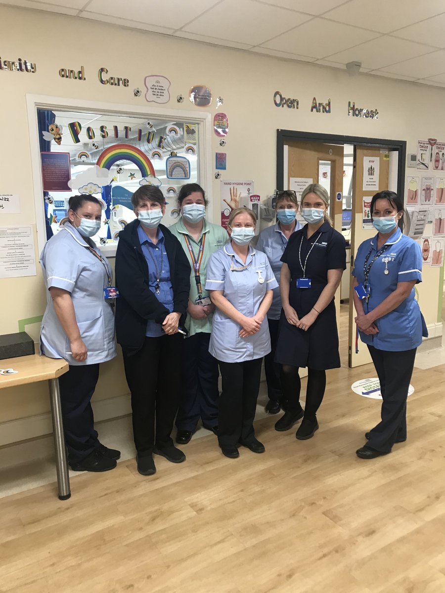 ZoeWoodRMCH's tweet photo. Great visit to @RMCH_CRC yesterday answering all questions Hive and getting staff booked on their training @MFT_Hive @caren_westhead https://t.co/2lfafuh17o