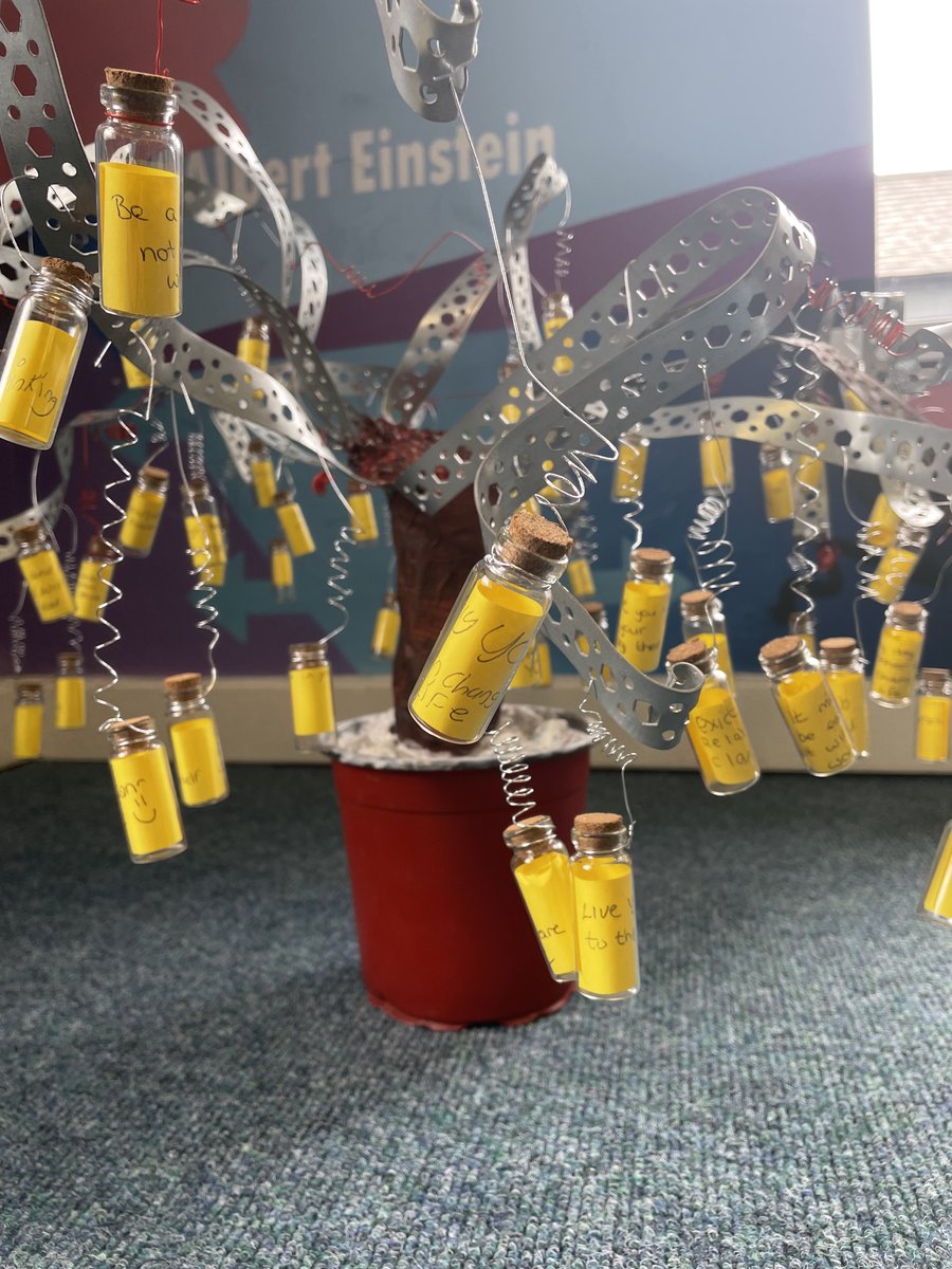 YouthActionNI's tweet photo. Young people in the Northwest designing art work on positive mental health. This is their message in a bottle and currently working on new ideas which are kindly funded by the @TheIdeasFund #ideasfund https://t.co/ssWixMP0vY