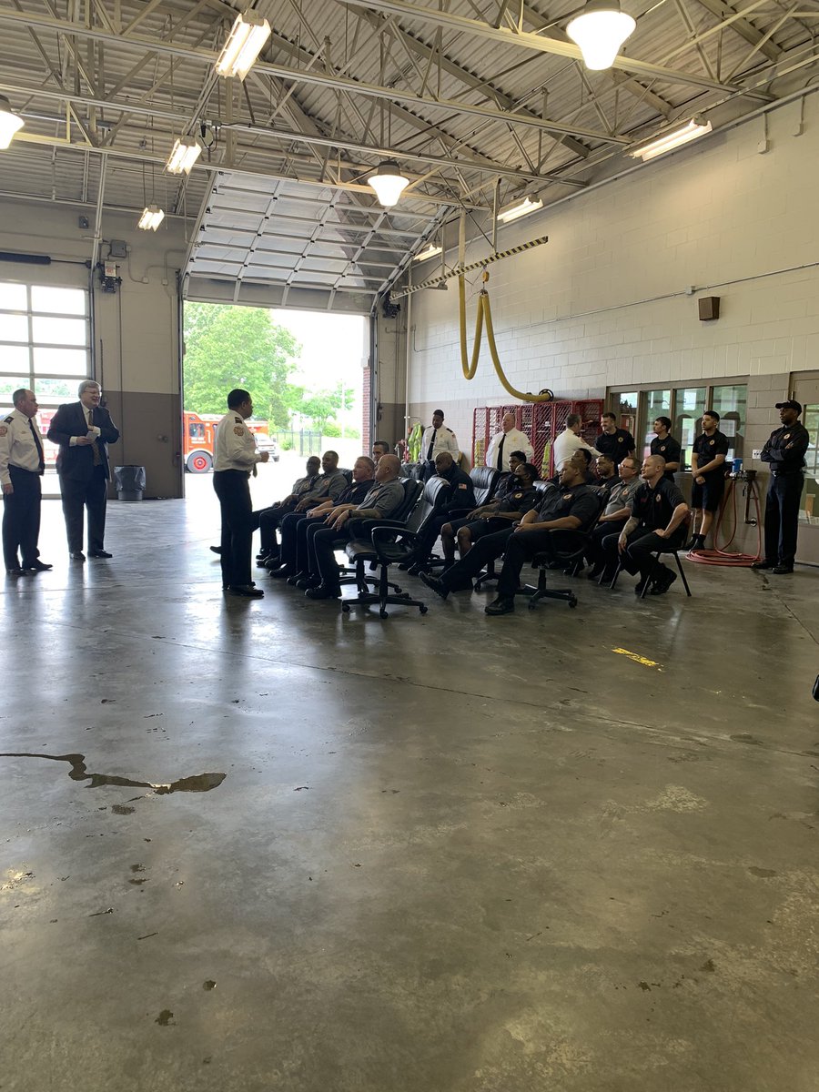 MEM_Fire's tweet image. Thanks @MayorMemphis for meeting with the personnel of Battalion 10 . Another great town hall session followed by a great Q&amp;amp;A session.