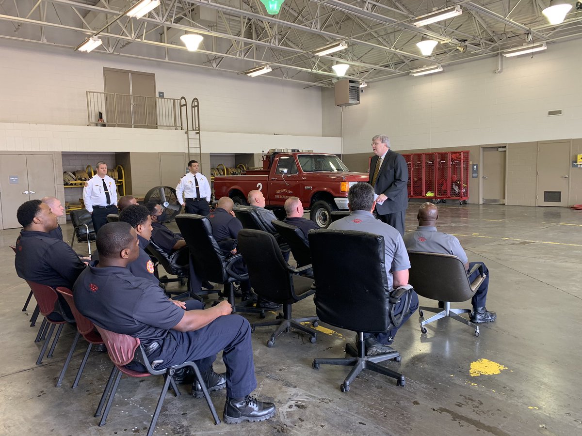 MEM_Fire's tweet image. Thanks @MayorMemphis for meeting with the personnel of Battalion 10 . Another great town hall session followed by a great Q&amp;amp;A session.