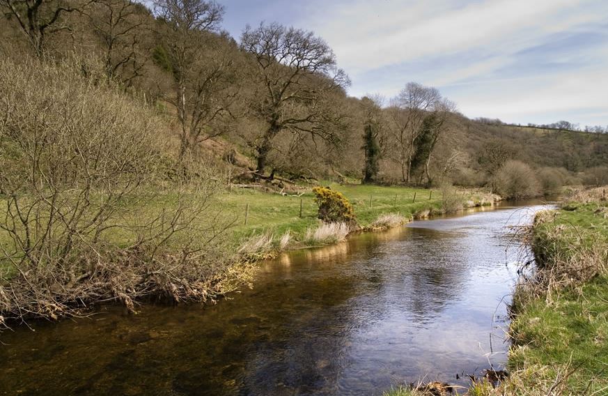 TheHolidayCots's tweet photo. There are lots of reasons to pick a stay at Hillway Lodge. Not only does it enjoy a unique situation in the heart of Exmoor National Park but there is also fishing.
πSleeps 1-6
https://t.co/vDYcgQqrSk
#Withypool #Minehead #Somerset #Exmoor #SelfCatering #Unique #Exmoor #Fishing https://t.co/Tt8U2I40nF