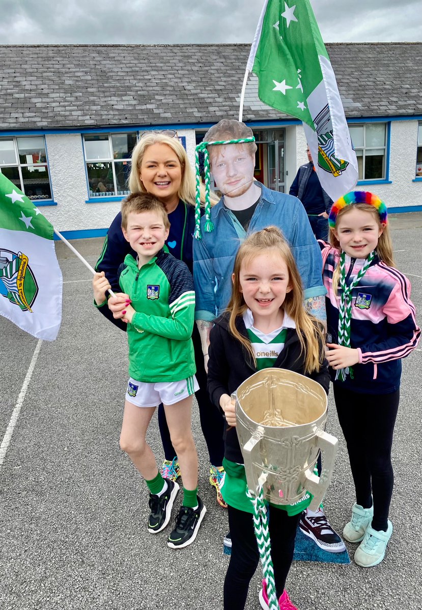 GigglesEnt's tweet photo. @edsheeran 
A big welcome to Limerick Ed Sheeran. 💚💚💚 Did you know
we are All Ireland Winners here in Limerick?  @LimerickCLG  we should bring the cup to him tomorrow night. https://t.co/yMweT8yGtj