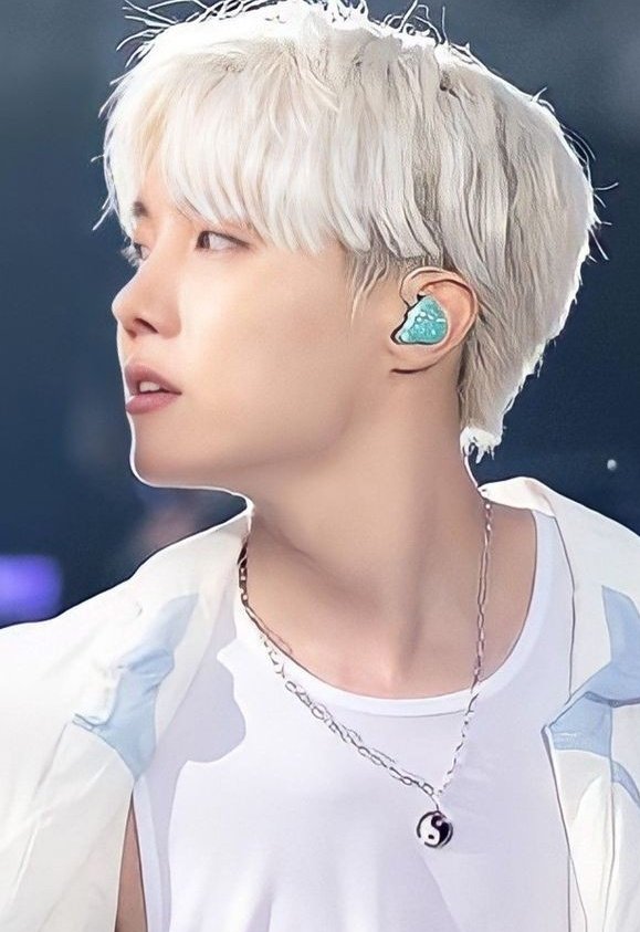 BANGT4NBEST's tweet photo. ‼️DIFUNDIR‼️

La sp de hoy es enfocada en J-hope se pueden unir a cualquier hora del día porque no hay horarios es muy importante que se unan.

Playlist:
📌https://t.co/xkbj3M1J0Y
📌https://t.co/MyvAHcqrER
📌https://t.co/UeePi2bm4x

HT: #StreamFor_Jhope @BTS_twt https://t.co/sV06FfAzQc