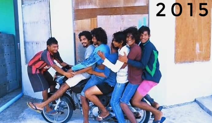 Nazyhu21's tweet photo. Konme Aharehge EID HULHU Jehumuge thereyn Nagamun Anna Silsilaa Photo thah.
2015/2016/2017/2018/2019/2020/2021/
2022/.
#photocontinue #SilsilaaPhoto https://t.co/YPaLhej6j4