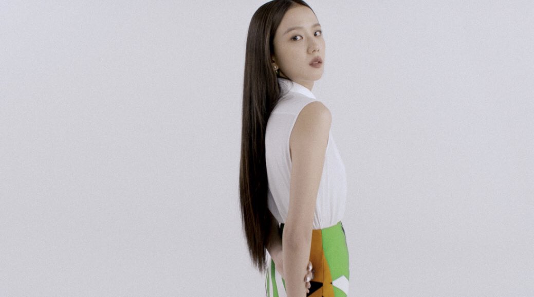 NEWSJISOO's tweet photo. JISOO on Martin Neumann's (director of photography) portfolio website. 

🔗 https://t.co/vU8rLpicEg

#JISOO #지수 #블랙핑크지수 https://t.co/T9i0Oz09vN