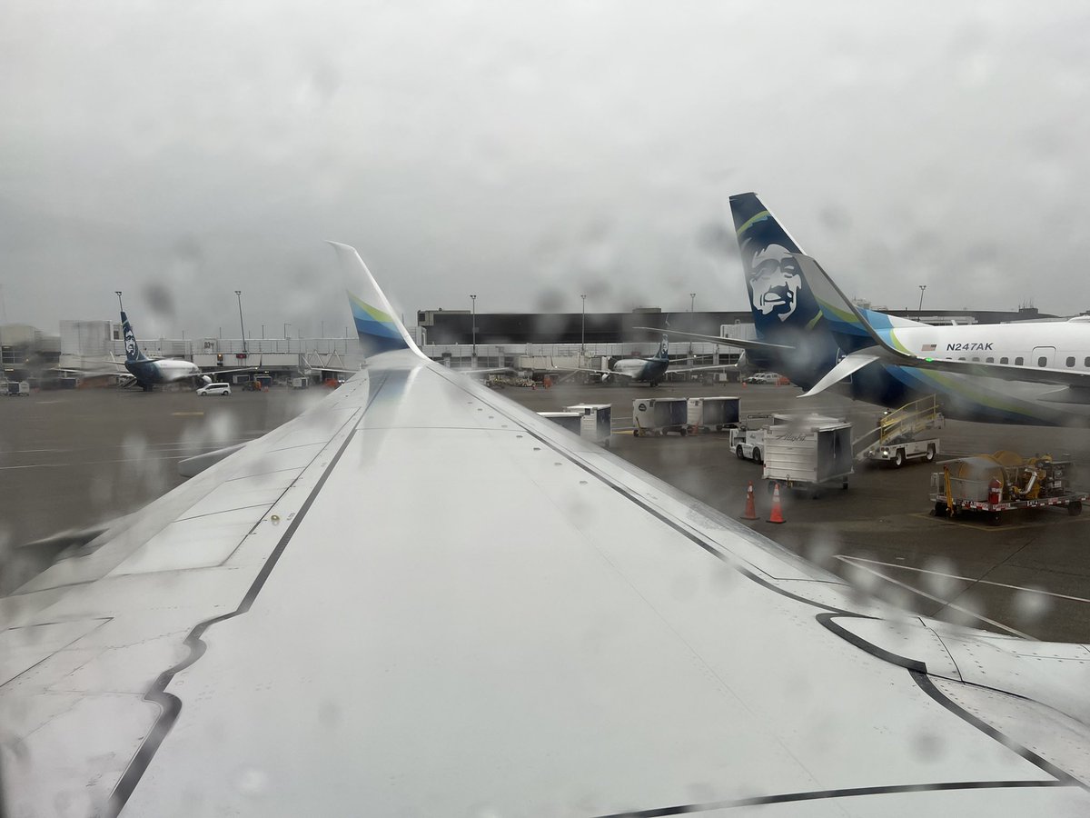 markette's tweet photo. 45 miles after takeoff, I will cross 1,000,000 miles with @AlaskaAir When I began flying Alaska, MTV played music videos! Thanks for carting my rear around the US and beyond. You always show kindness. https://t.co/PHlg0rmerh