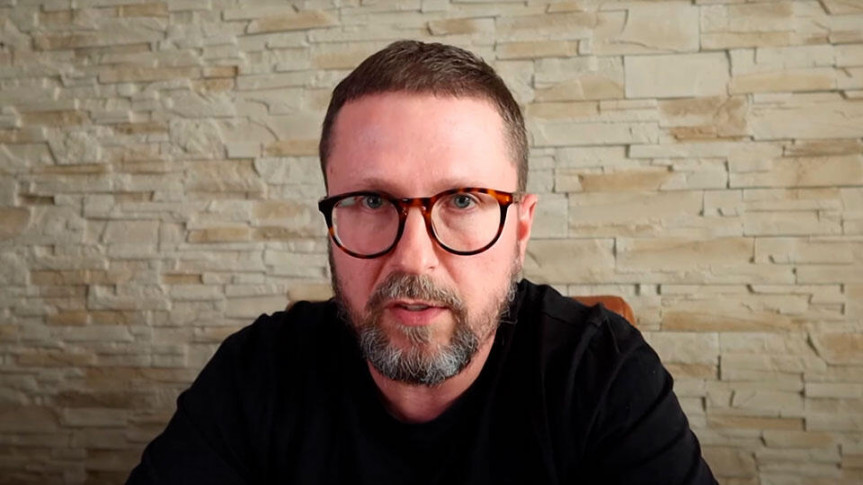 politringby's tweet photo. Служба безопасности Украины сообщила, что в Испании задержан оппозиционный блогер Анатолий Шарий.

В ведомстве уточнили, что Шарий был арестован 4 мая благодаря «тесному взаимодействию СБУ и украинской прокуратуры с международными партнерами». https://t.co/2TvXqUlRDj