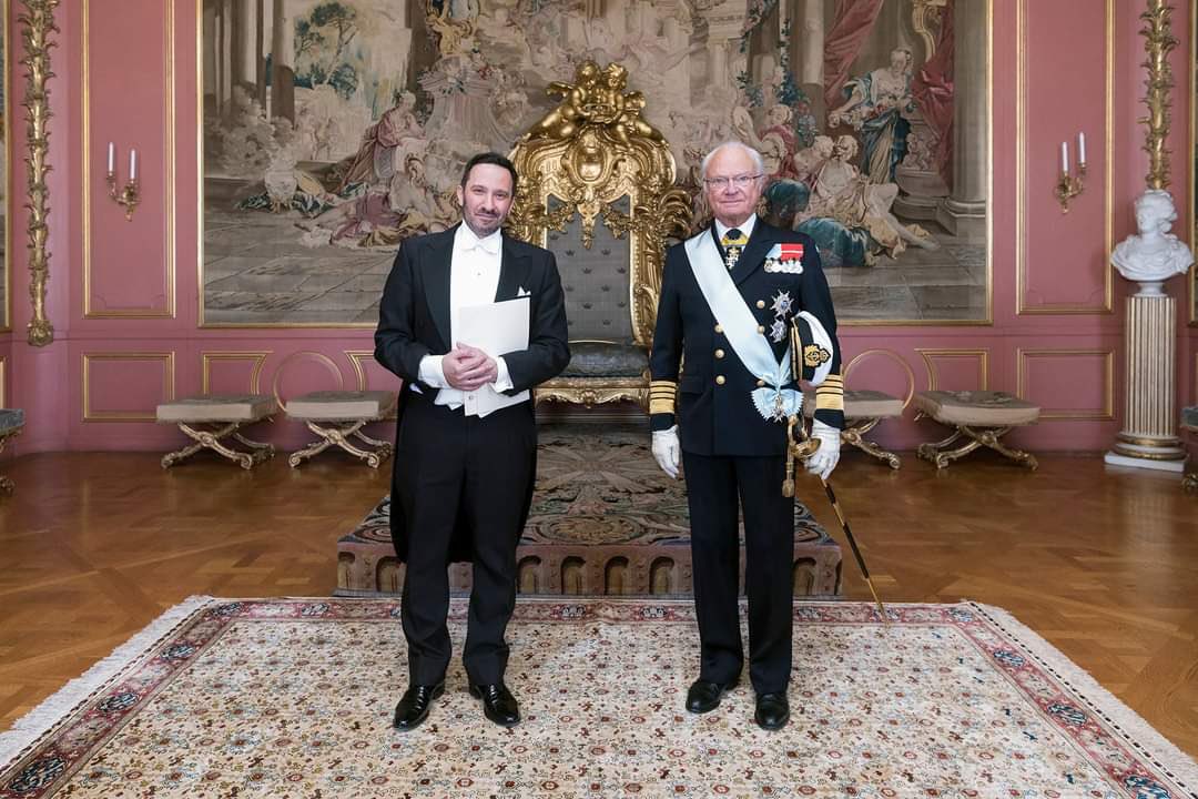 solonsavva's tweet photo. Greatly honored to present today to His Majesty King Carl XVI Gustaf my Credentials as the new Ambassador of 🇨🇾 to 🇸🇪 Committed to further strengthening the excellent bilateral relations and to cooperate even closer in addressing common challenges @CyprusMFA @SweMFA https://t.co/dron7VE6Kb