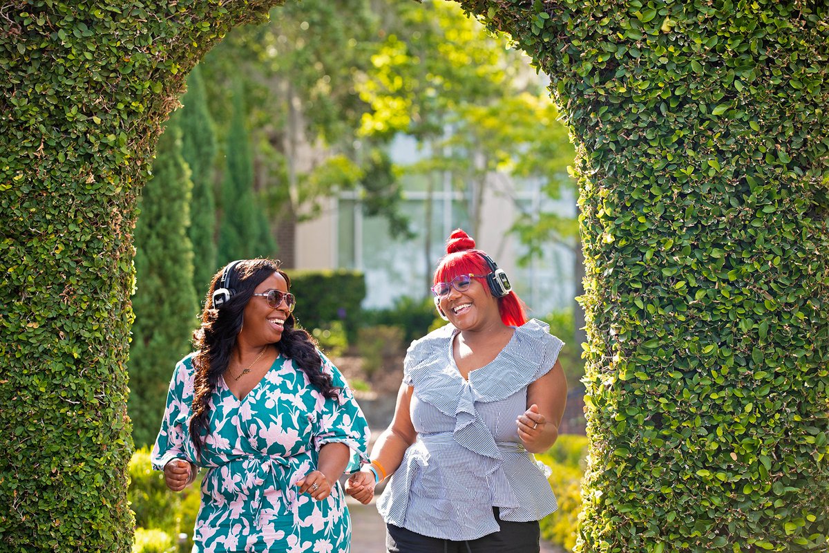 CummerMuseum's tweet photo. 🌲 We hope you joined us for the Mighty Oak Music & Makers Festival on Saturday! With perfect weather, incredible music, and artistic vendor booths, the Museum was the place to be last weekend. ☀️
📸: @Cre8Jax
#cummermuseum #cummergardens https://t.co/ocxKjJKbpz