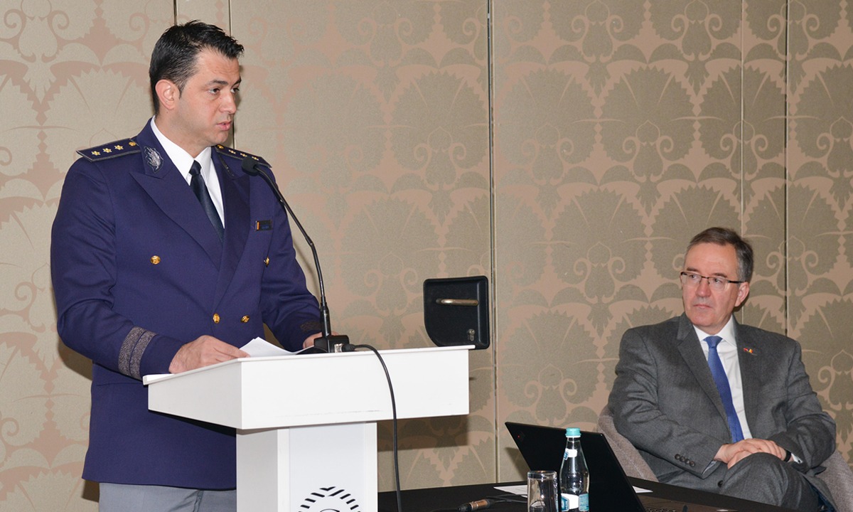 ukinromania's tweet image. @ukinromania &amp;amp; @NCA_UK  organised a SOC Governance Workshop, aimed at exchanging best practices between UK 🇬🇧 &amp;amp; Romania 🇷🇴, as well as identifying new opportunities for bilateral collaboration on finding the most effective methods to tackle organised crime in #MSHT.