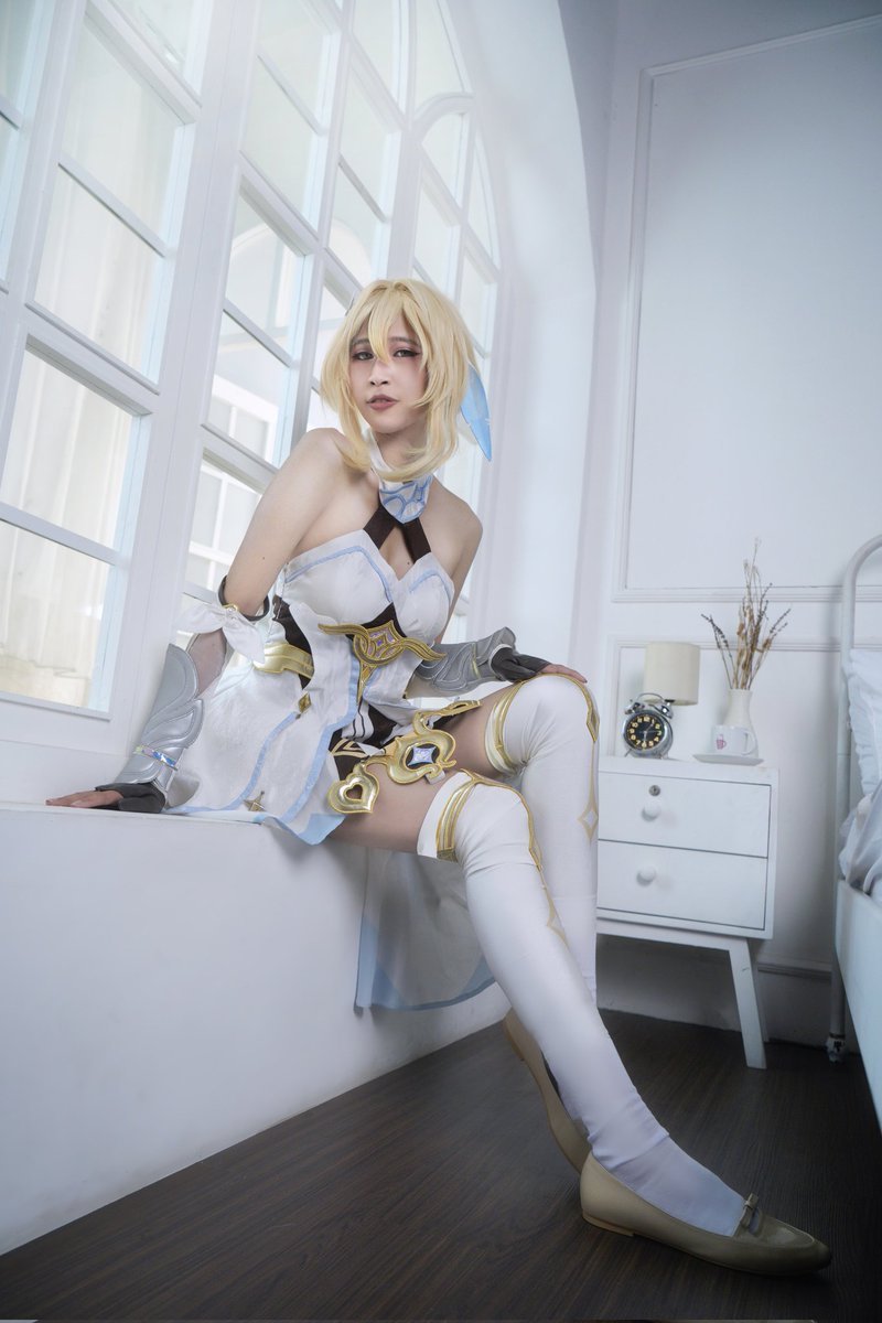 Lynnette_cos's tweet photo. If at first you don't succeed... 
No matter what happens: never give up hope, and never lose courage 

Character: Traveler / Lumine / Hotaru
From Genshin Impact
📷 by Okky 
Edited by Hydendy

#lumine #GenshinImpactcosplay #Genshinlmpact #cosplay https://t.co/H1vOjdNXAb