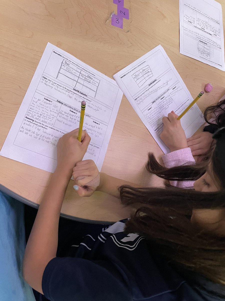 Student lead science experiments have this #scienceteacher feeling all the feels! I’m so impressed by these little scientists! <a href="/Asharpeteacher/">Kari Sharpe</a> <a href="/FisherElem/">Fisher Elementary</a> #CER #staycurious