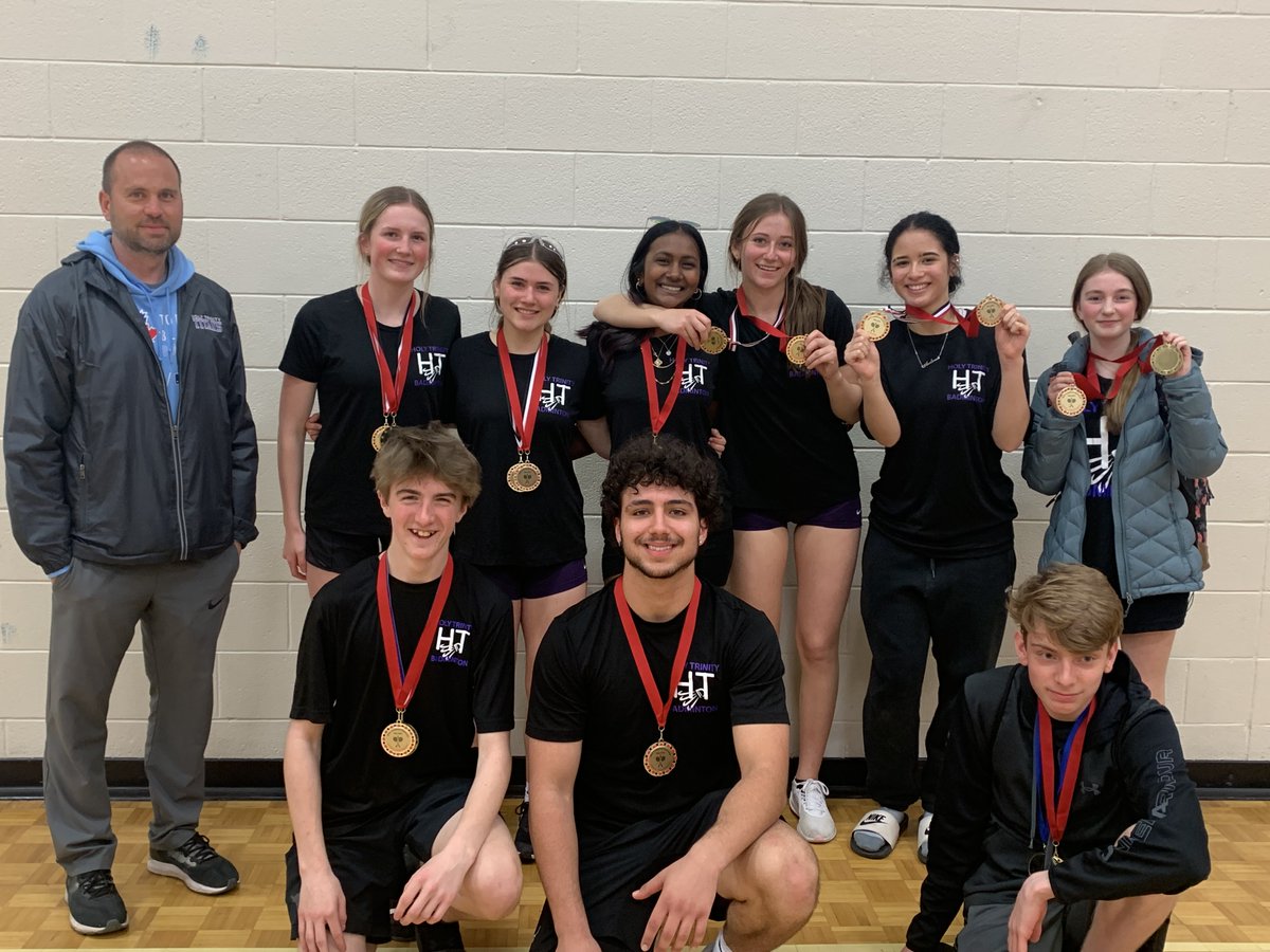 HTCSSPVNC's tweet photo. A big congrats to our badminton team for winning gold at yesterdays tournament at BHS!! 🥇 https://t.co/8WJJ7JIeNH