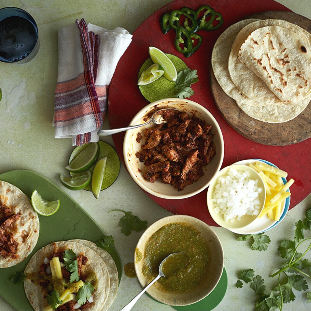 Looking for that perfect combination of sweet, salt, fat, acid, crunch, soft all wrapped up in a handheld taco? We've got a recipe for you. 

Full recipe at volpifoods.com/recipes/choriz…