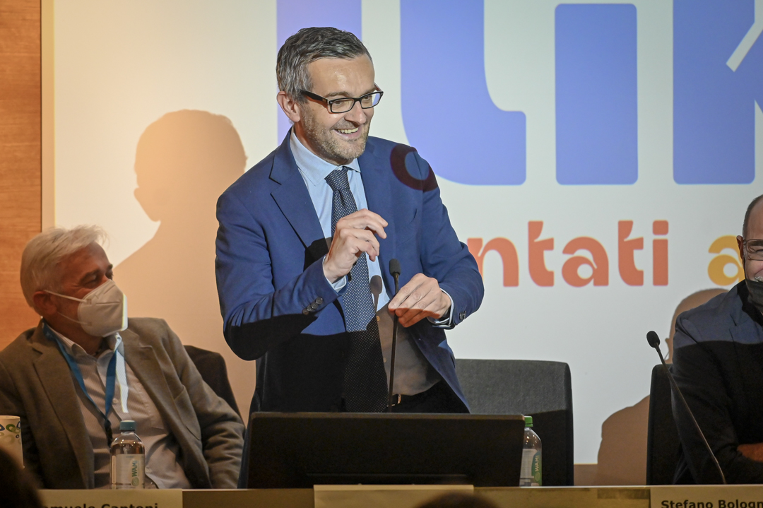 bologninistefan's tweet photo. Questa mattina ho incontrato a #Seriate i ragazzi del Progetto "I Like" e, con loro, ho inaugurato i due sportelli "InformaOrienta" di #Pedrengo e #Bagnatica.
Una bella mattinata, piena di stimoli e di riflessioni. Voglio fare i complimenti ai protagonisti di questo (1/2) https://t.co/2bJQEDUXkd