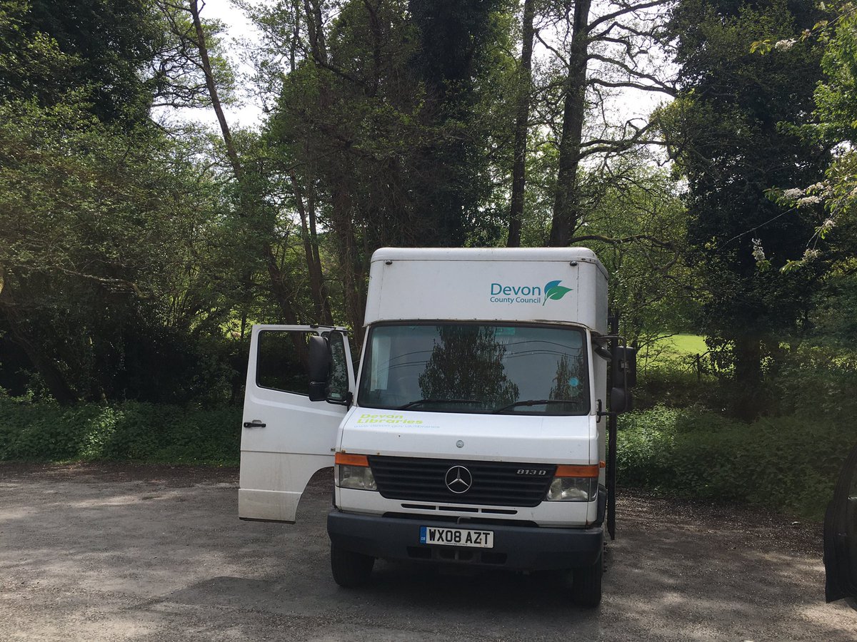 DevonMobileLibraries tweet media