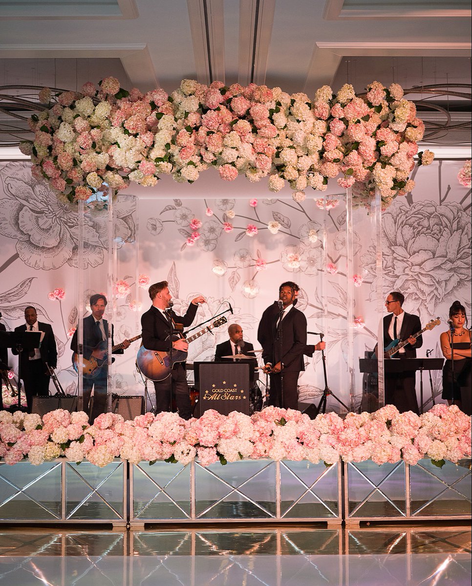 HMR_Designs's tweet photo. Wishing our friends @goldcoastallstars a happy 12 years of getting the party started! π
.
.
.
.
.
Design, Decor + Production: @hmrdesigns @rishithedesigner
Planner: #RevaNathan
Photographer: @emiliajane_
#hmrdesigns #chicagoweddings #weddinginspo #getthepartystarted https://t.co/dURrKS2qAH