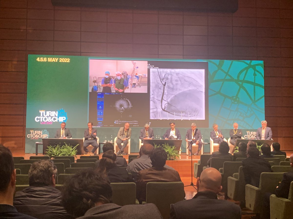 SandraFalc3's tweet photo. Excellent live case from H. Sant Pau shown in #turinctoandchip congress. New scoring device from iVascular used. Its new #hybriddesign shown an outstanding performance in CTO lesion preparation. Finally, 2 iVascular stents were perfectly implanted. 
#iVascularGlobal #CTO https://t.co/pv22f07dV9
